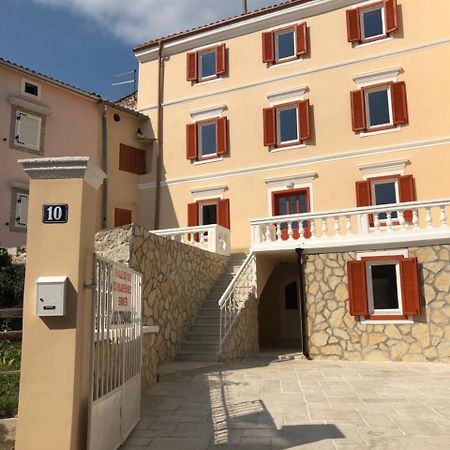 Romantic Hotel Centar Omišalj Esterno foto